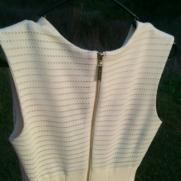 Dress - Picture 4 of 8